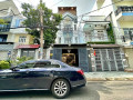 Nhà bán tại đường Huỳnh Tấn Phát Quận 7 giá 8.5 tỷ